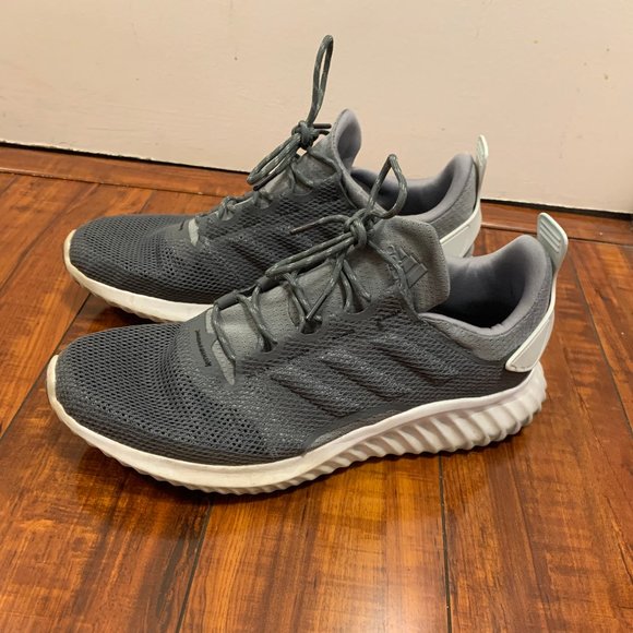 black adidas runners